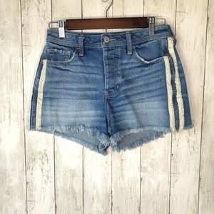 Hollister High Rise Boyfriend Stretch Shorts 3/26 Button Fly Medium Wash